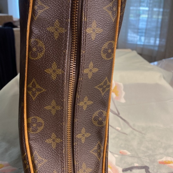 Louis Vuitton Monogram Boulogne Zip Hobo Bag - Picture 10 of 11